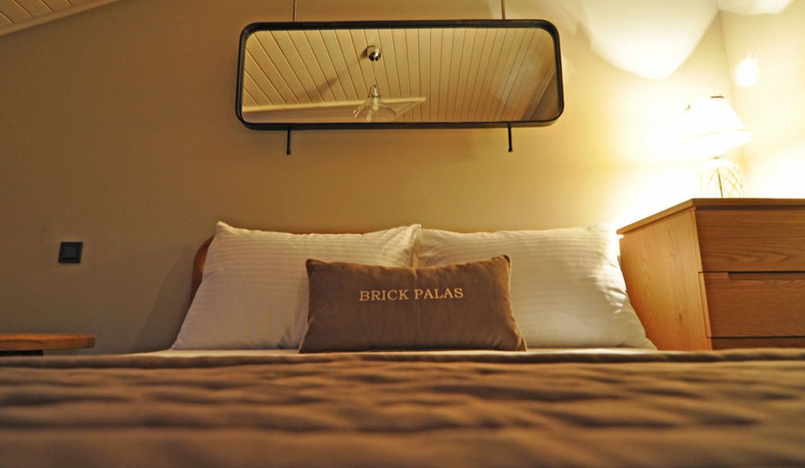 Brickpalas