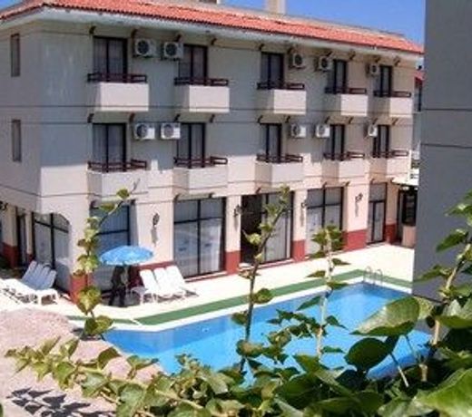 Kanarya Hotel