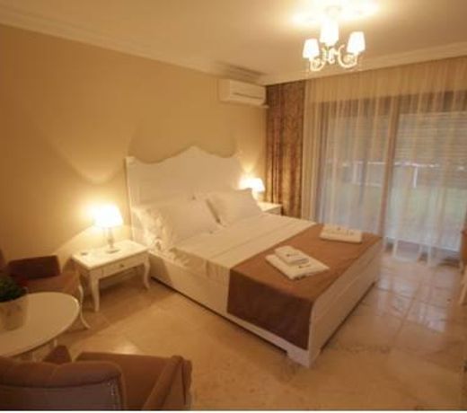 Çınar Boutique Hotel