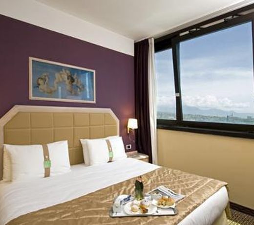 Holiday Inn Naples, an IHG Hotel