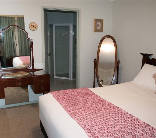 Fairway Motor Inn