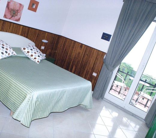 Mini Hotel