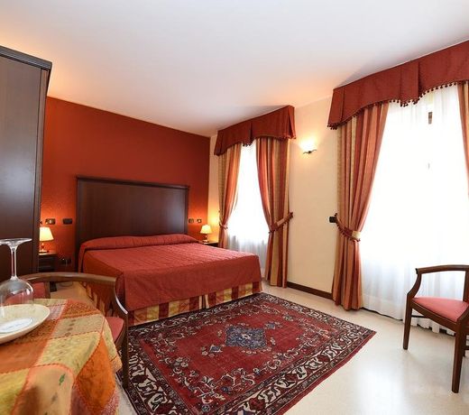 Hotel Villa Lauri