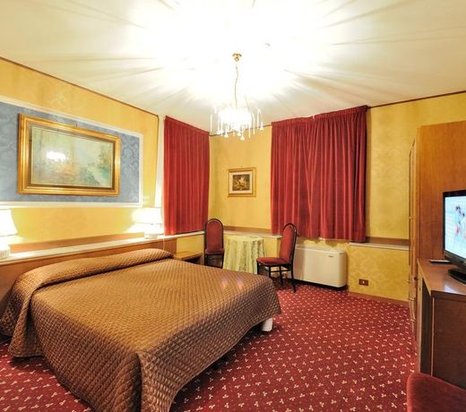 DIANA PARK HOTEL