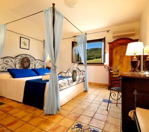 Kallikoros Country Resort & Spa