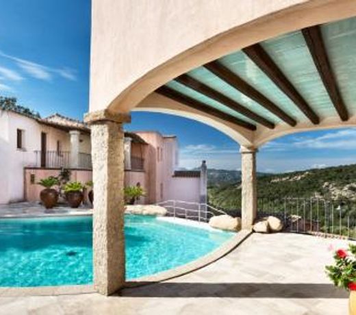 Hotel Arathena