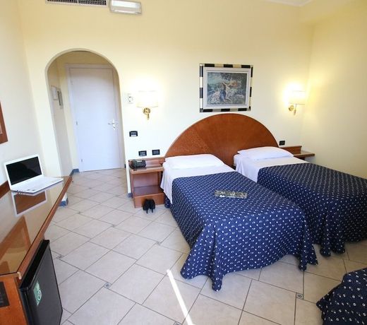 Hotel Maritan