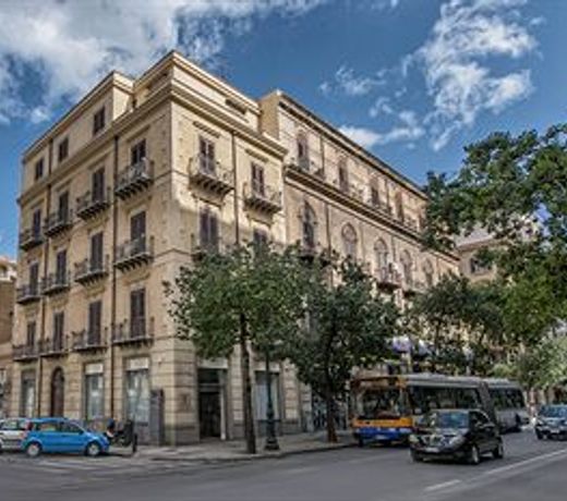 Artemisia Palace Hotel