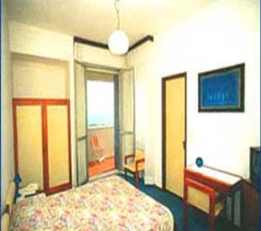 Nautilus Family Hotel