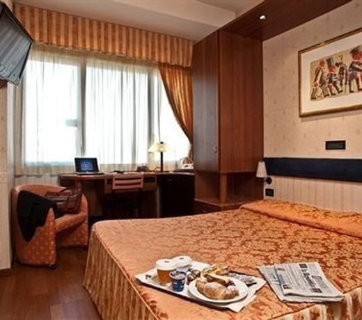 Hotel Plaza