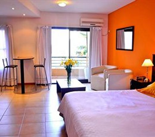 Sures Belgrano Suites