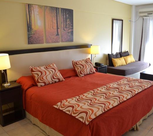 Sures Belgrano Suites