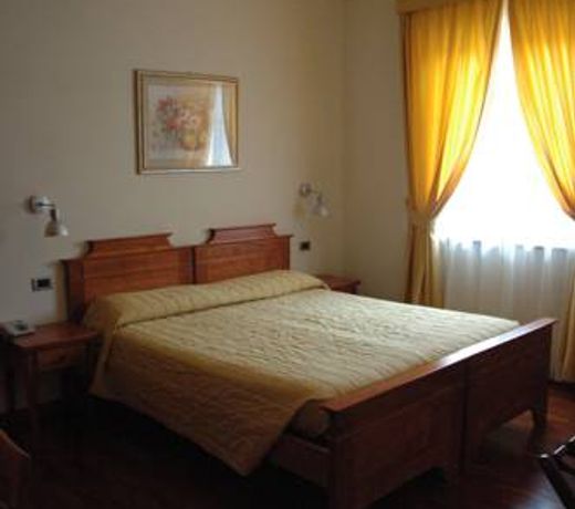 Hotel Rutiliano