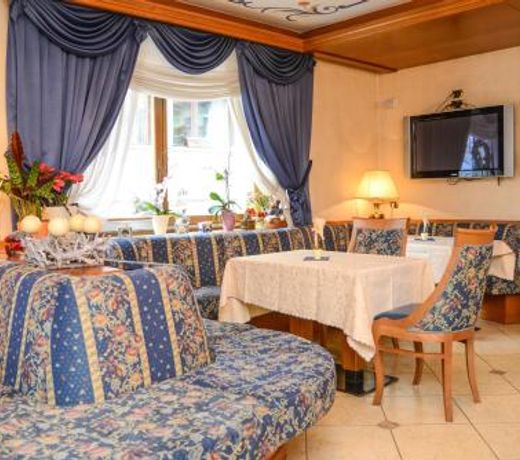 Hotel Corona
