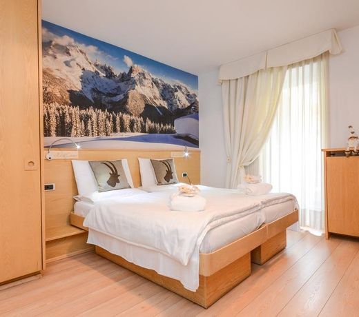 Hotel Corona