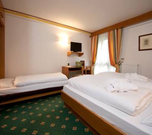 Centro Pineta Family Hotel & Wellness