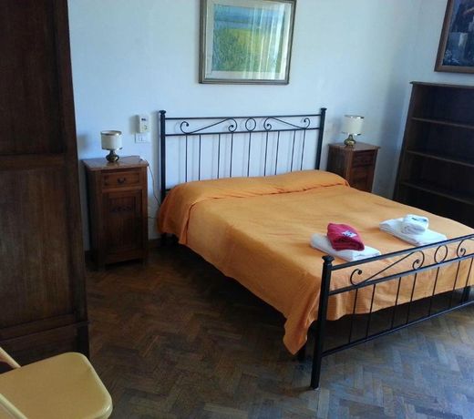 A Due Passi Dal Centro Bed and Breakfast