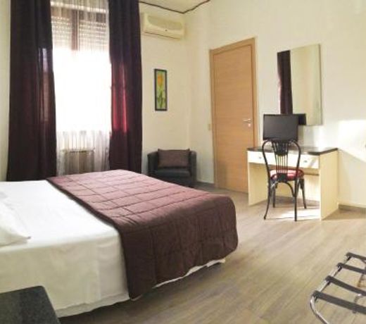 Hotel Capitol