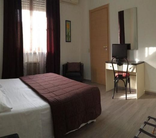 Hotel Capitol