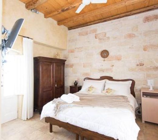Antico Mondo Rooms & Suites