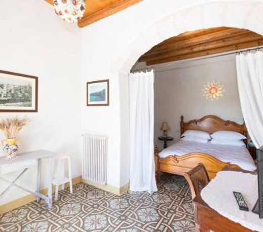 Antico Mondo Rooms & Suites