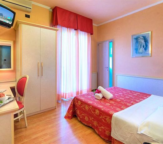 Hotel Mondial