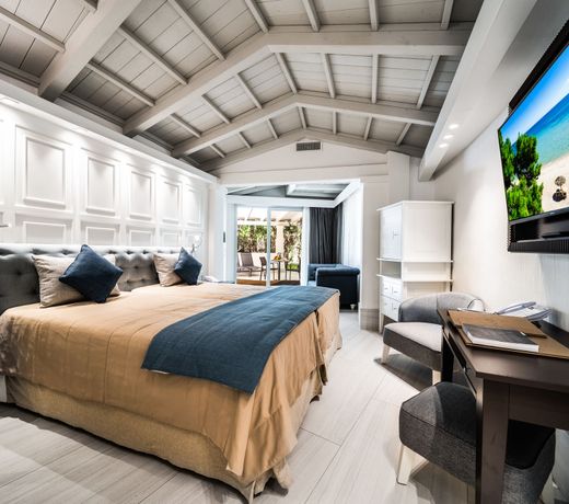 Forte Village Resort - Villa Del Parco & Spa