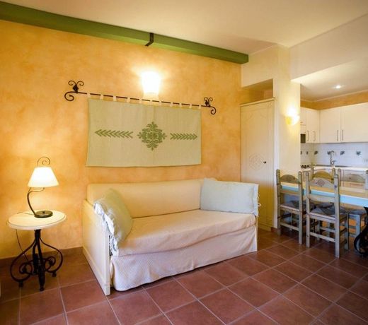 Lantana Resort Hotel&Apartments