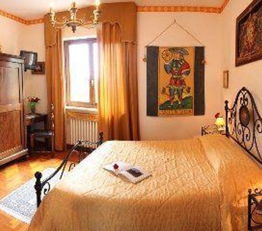 Villa SantâUberto Country Inn