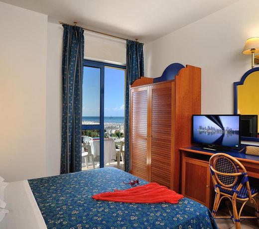 Hotel Ascot