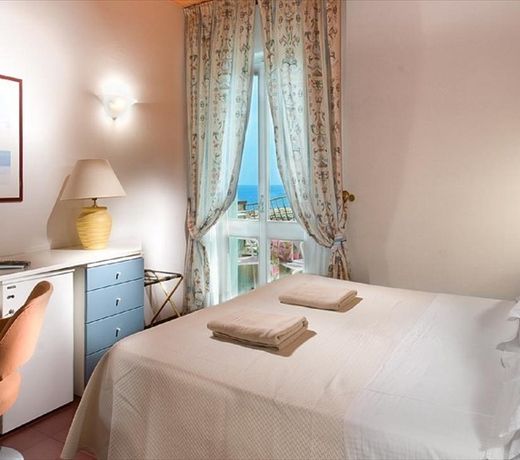 Hotel Sarti