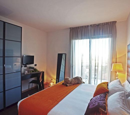 D-Place Hotel & Suite
