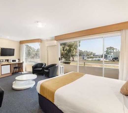 Ciloms Airport Lodge