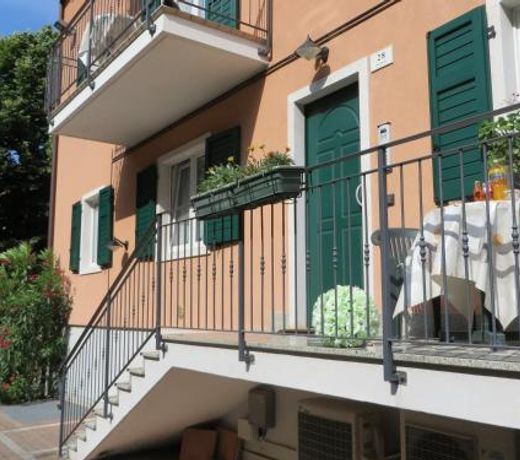 Bella Villa Apartments
