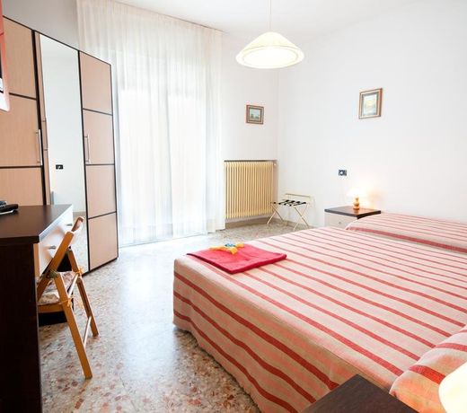 Hotel Milan