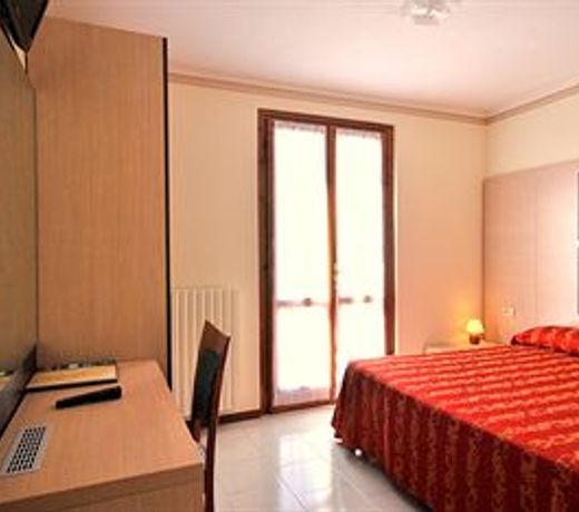 Hotel Eden
