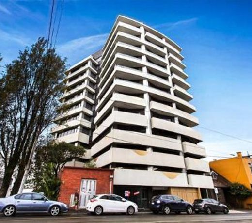 Beaumont Kew Apartments