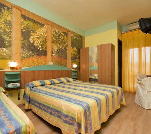 Hotel Mocambo piscina e spiaggia