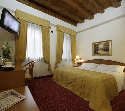 Hotel Forte del 48