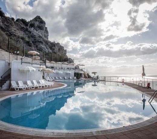 Capo Dei Greci Taormina Coast Hotel & SPA