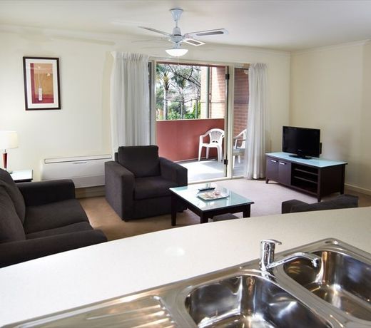 Comfort Apartments Royal Gardens