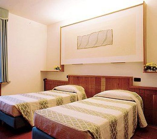 Hotel Carlo Felice