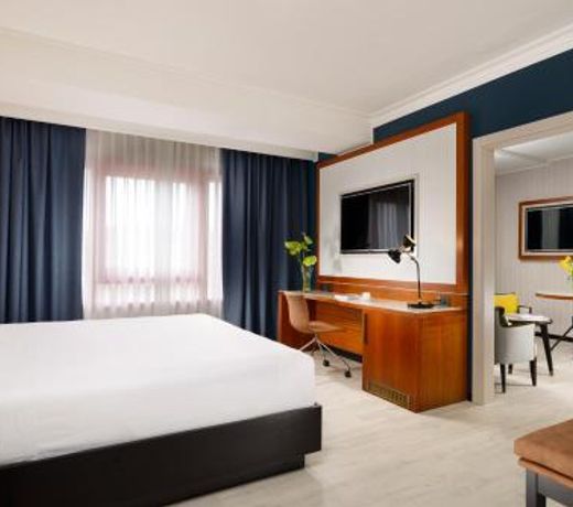 Four Points by Sheraton Siena