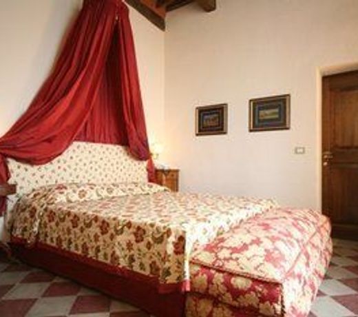 Il Chiostro Del Carmine