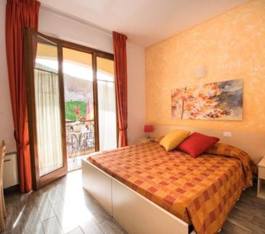 Bed & Breakfast Camollia