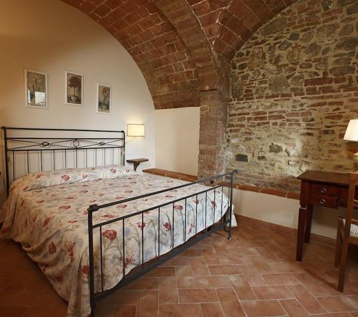 Castel di Pugna