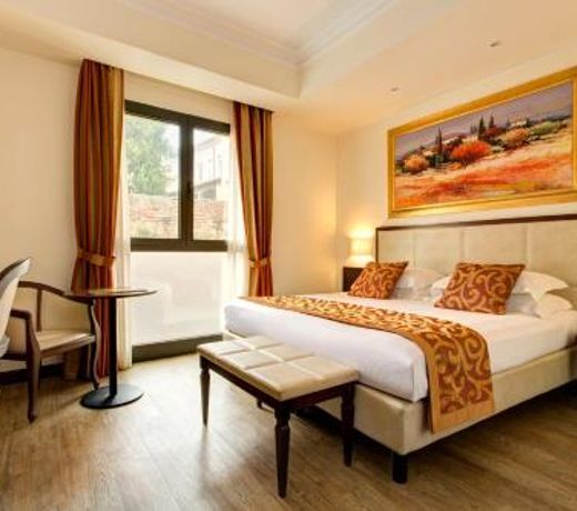 Hotel Athena