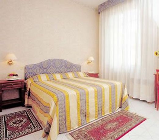 Hotel Moderno