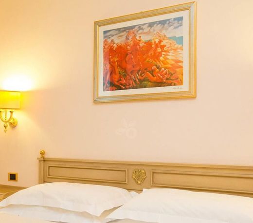 Grand Hotel Villa Politi