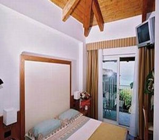 Hotel Mavino